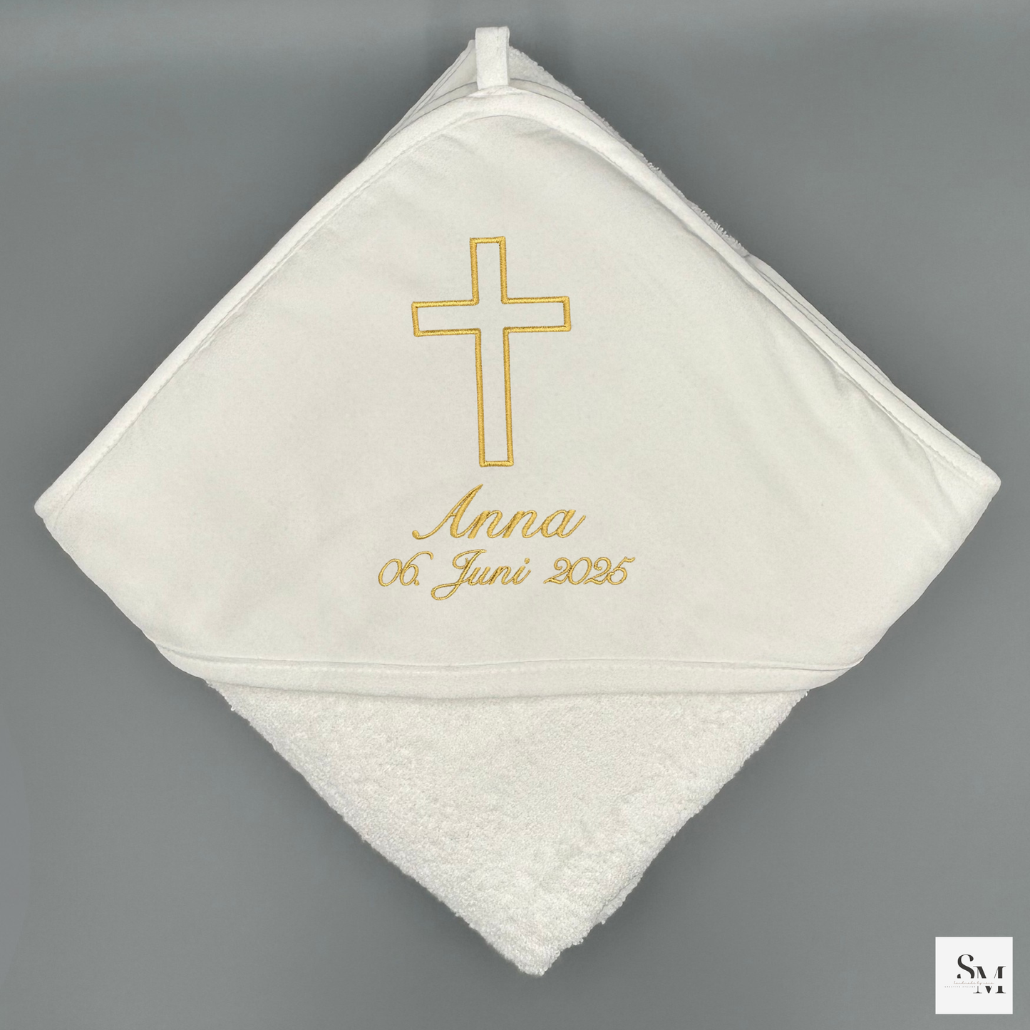 Taufhandtuch bestickt mit einfachem Kreuz | personalisiertes Kapuzenhandtuch zur Taufe Geschenk Taufe Mädchen & Junge christliche Erinnerung