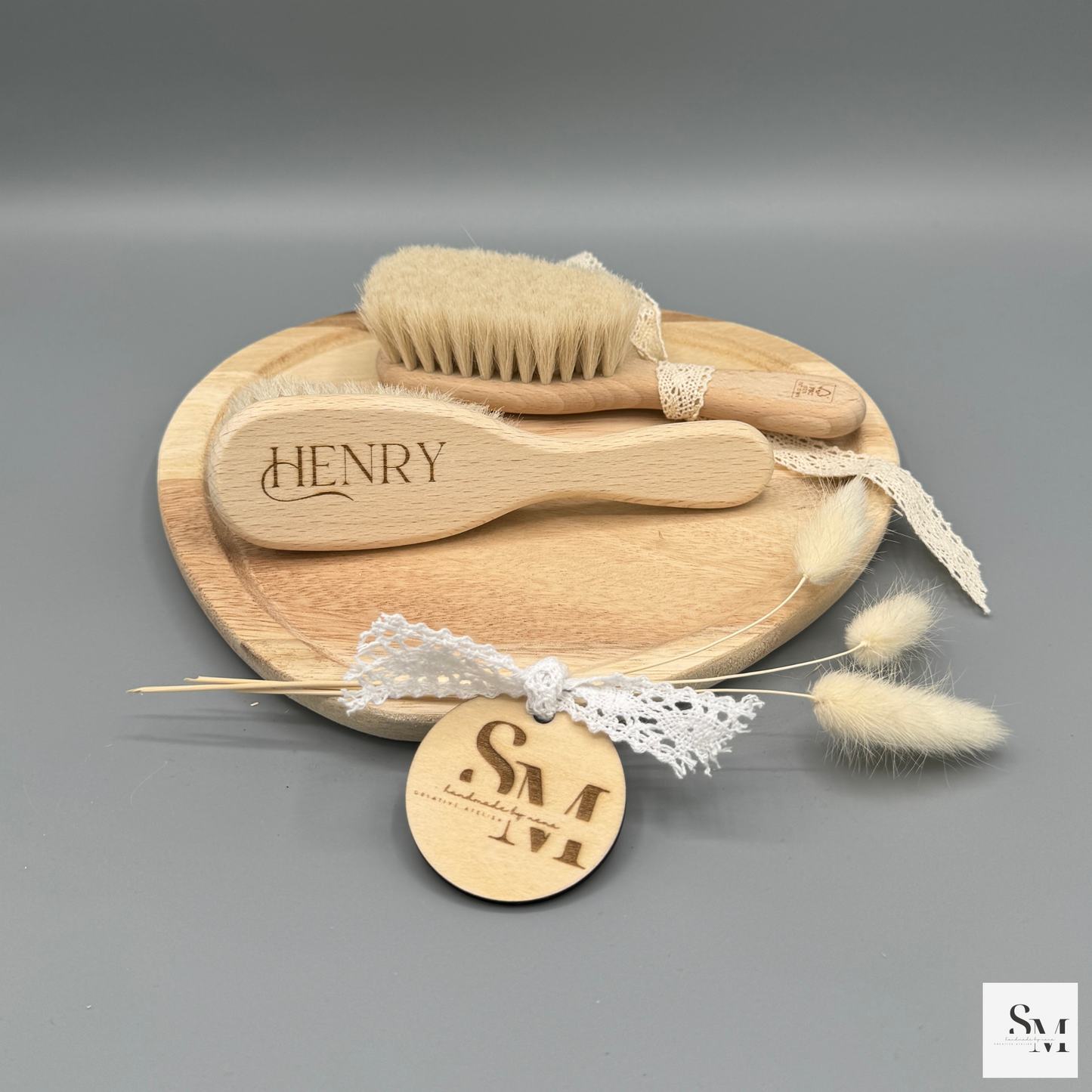 Personalisierte Baby Haarbürste aus Holz | Baby Shower | Taufe | Geburtstag | Neugeborenen Geschenk mit Namen | Individuell graviert